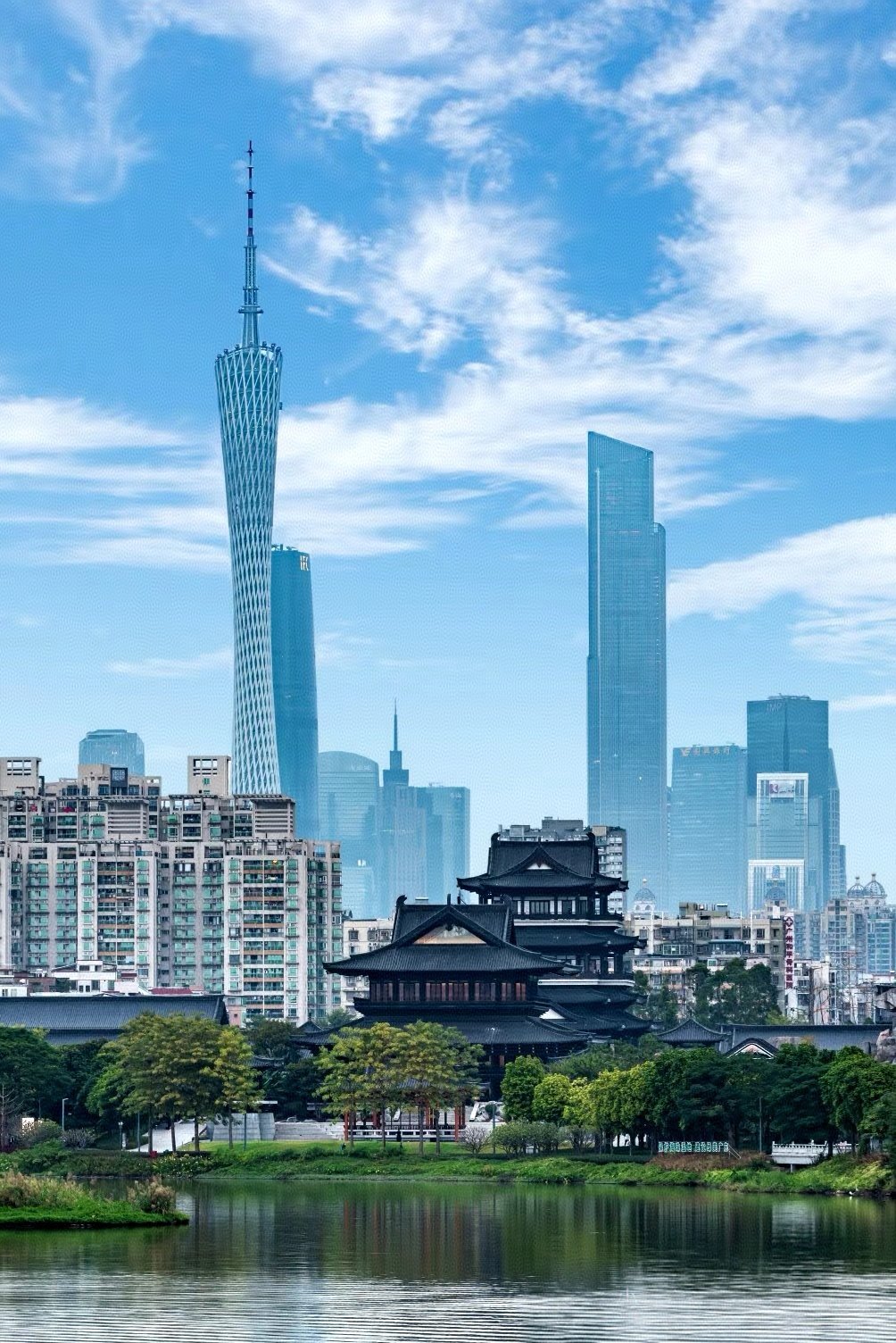 千年韵味南海滨,广东女子诉沧桑